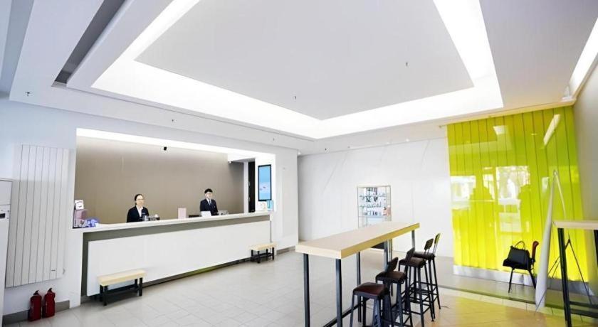 Jinjiang Inn Dalian Jiefang Road מראה חיצוני תמונה